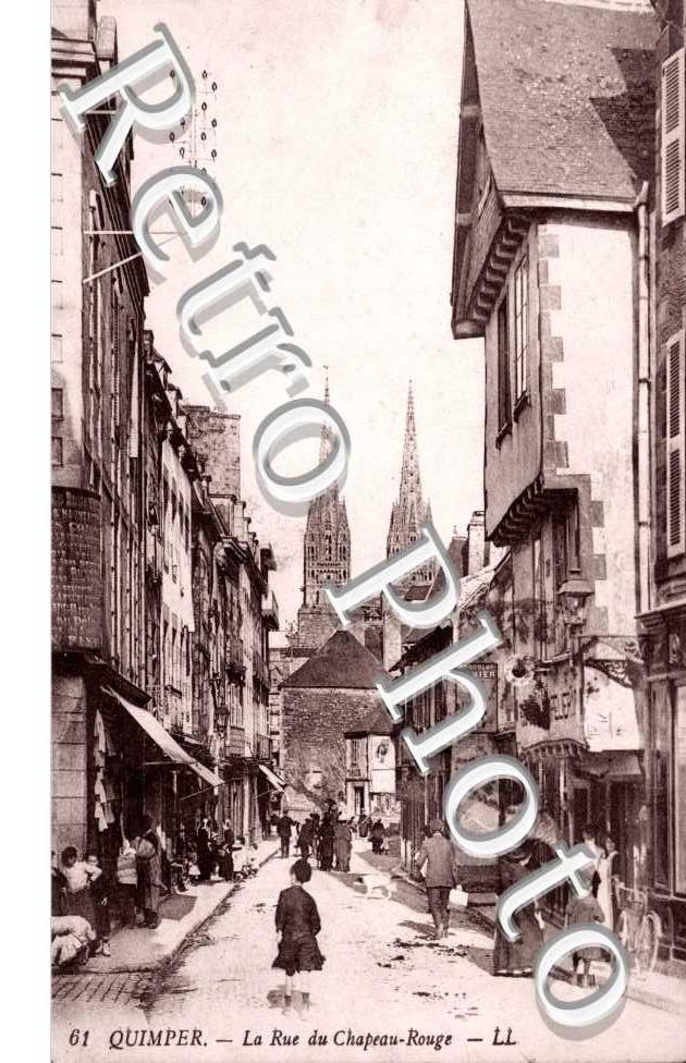 La rue du chapeau-rouge