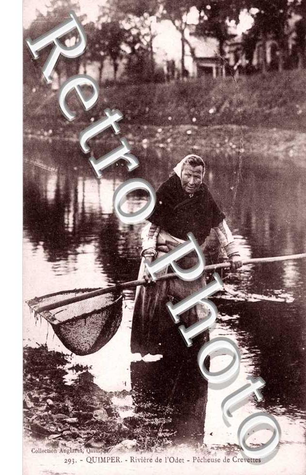 Riviere de l&#039;Odet - pecheuses de crevettes