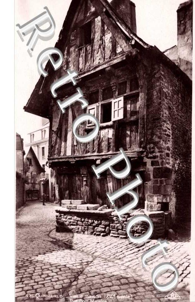 Vieille Maison Rue Dom Maurice