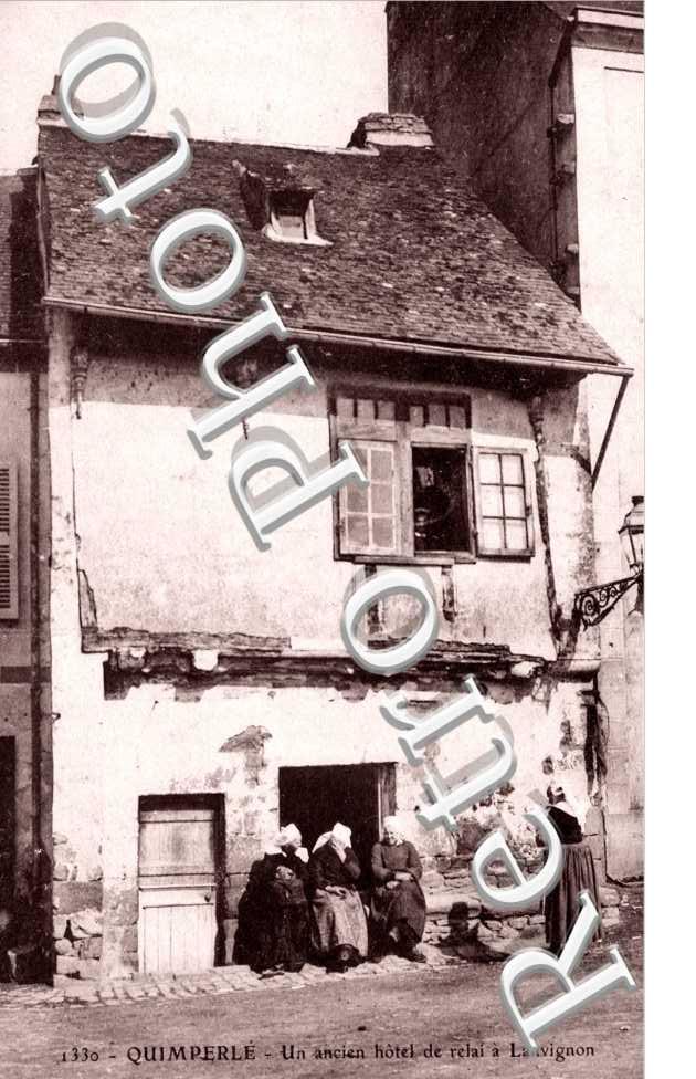 Un ancien Hotel de relai a Lanvignon