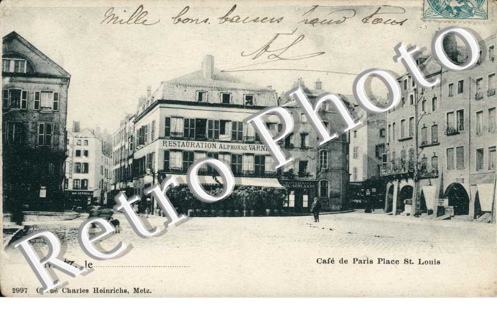 Café de Paris Plac e Saint Louis