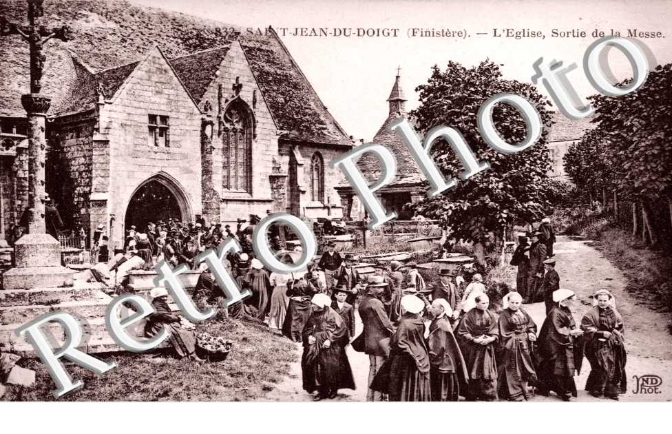 L&#039;Eglise, Sortie de Messe