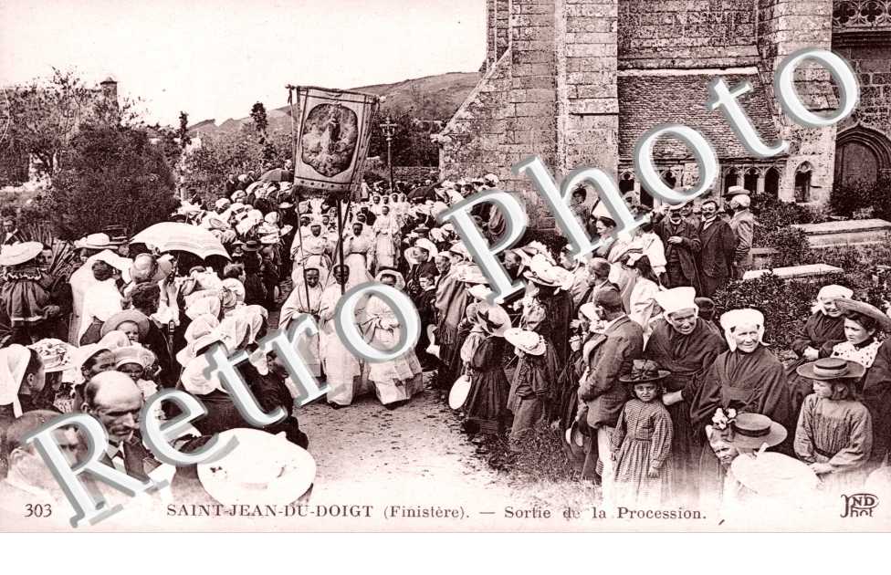 Sortie de la Procession
