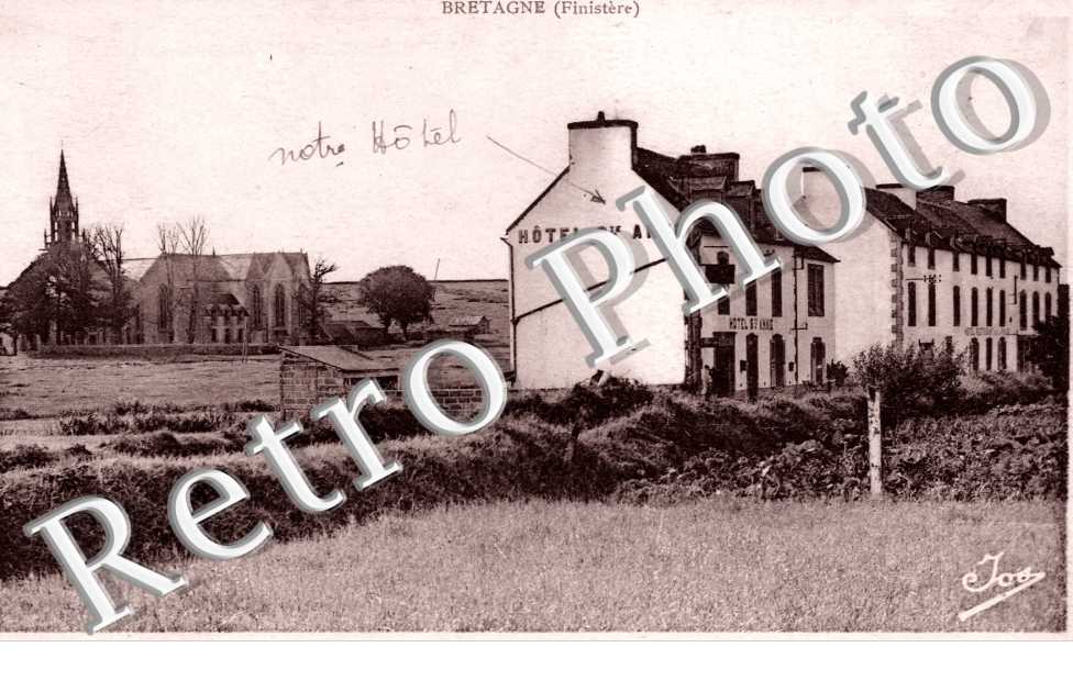 les Hotels, la Chapelle
