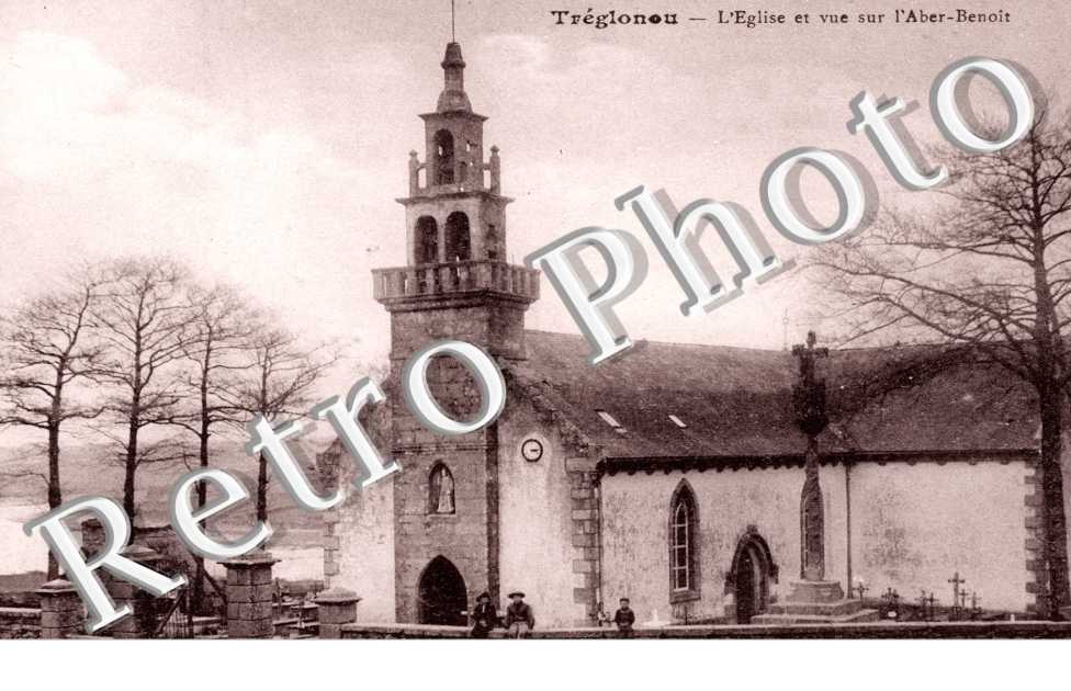 l&#039;Eglise et Vue sur l&#039;Aber-Benoit