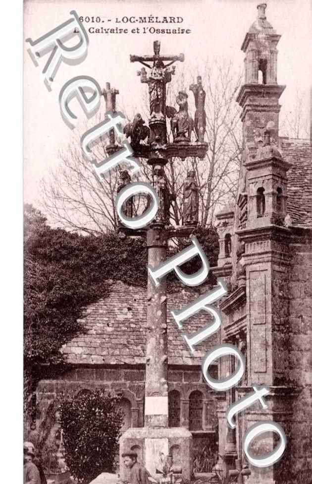 Loc-Melard Le calvaire et l&#039;ossuaire