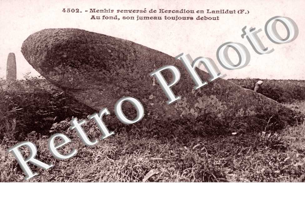 Menhir renverse de Kercadiou