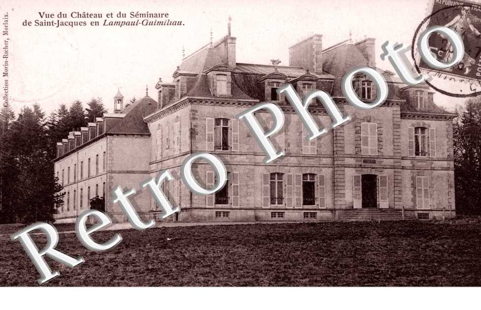 Vue du Chateau et du Seminaire de Saint Jacques