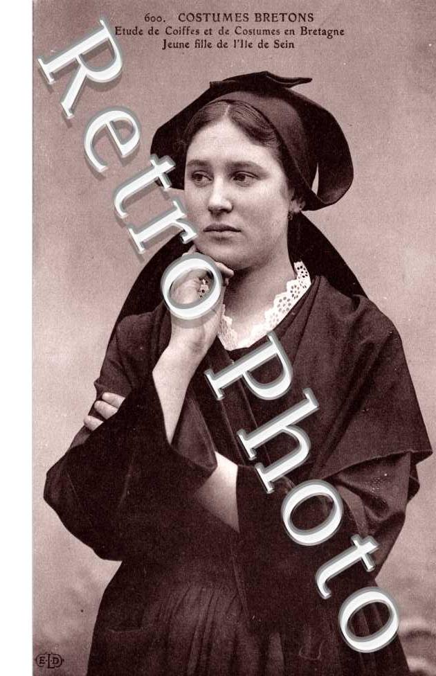 Une Jeune Femme de l&#039;Ile