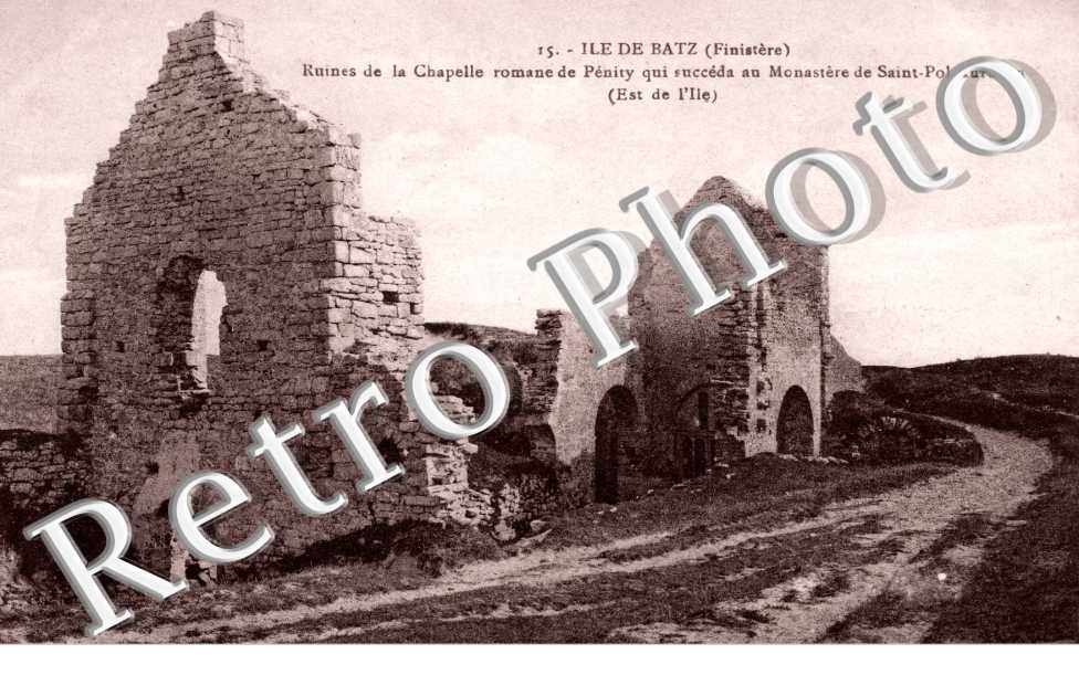 Ruines de la Chapelle romane de Penity