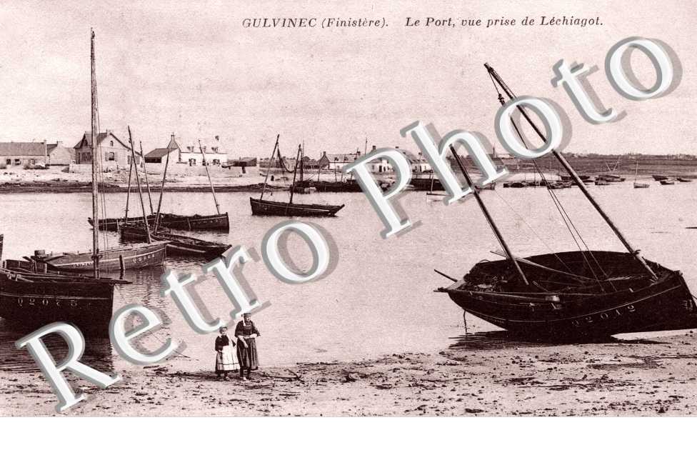 Le port, vue prise de Lechiagot