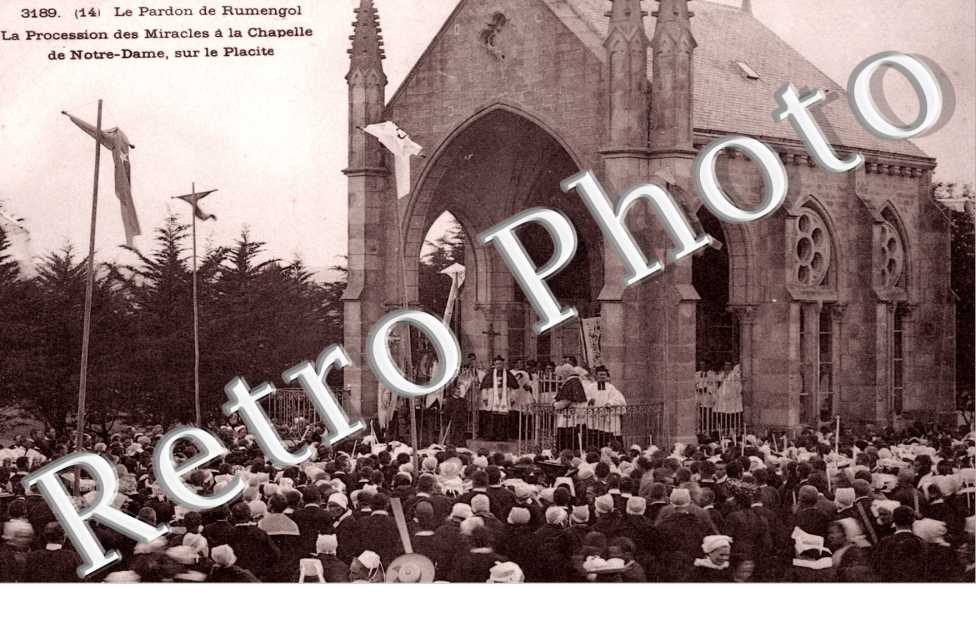 RUMENGOL - la Procuration des Miracles a la Chapelle de Notre-Dame, sur la Placite