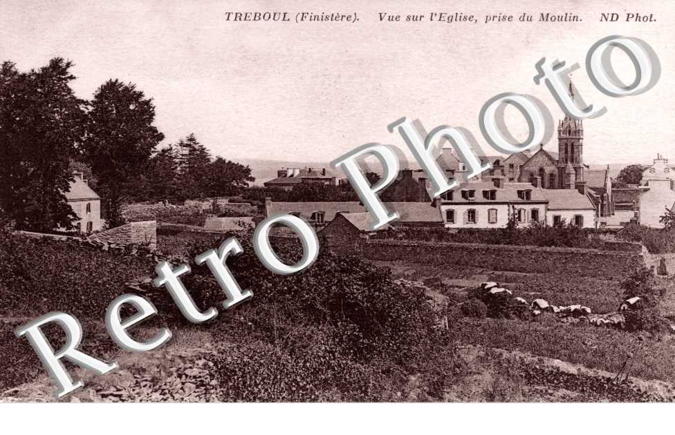 TREBOUL vue sur l'eglise prise du moulin
