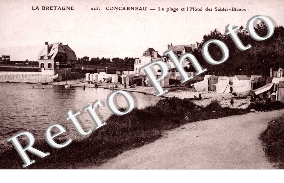 la plage et l&#039;hotel des Sables Blancs