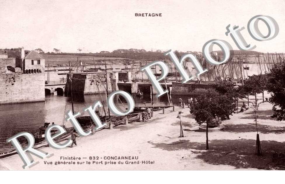Vue Generale sur le Port