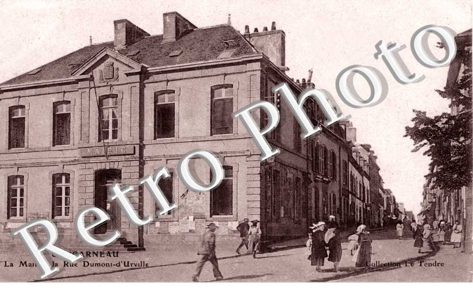 La Mairie. La rue Dumont-d&#039;Urville