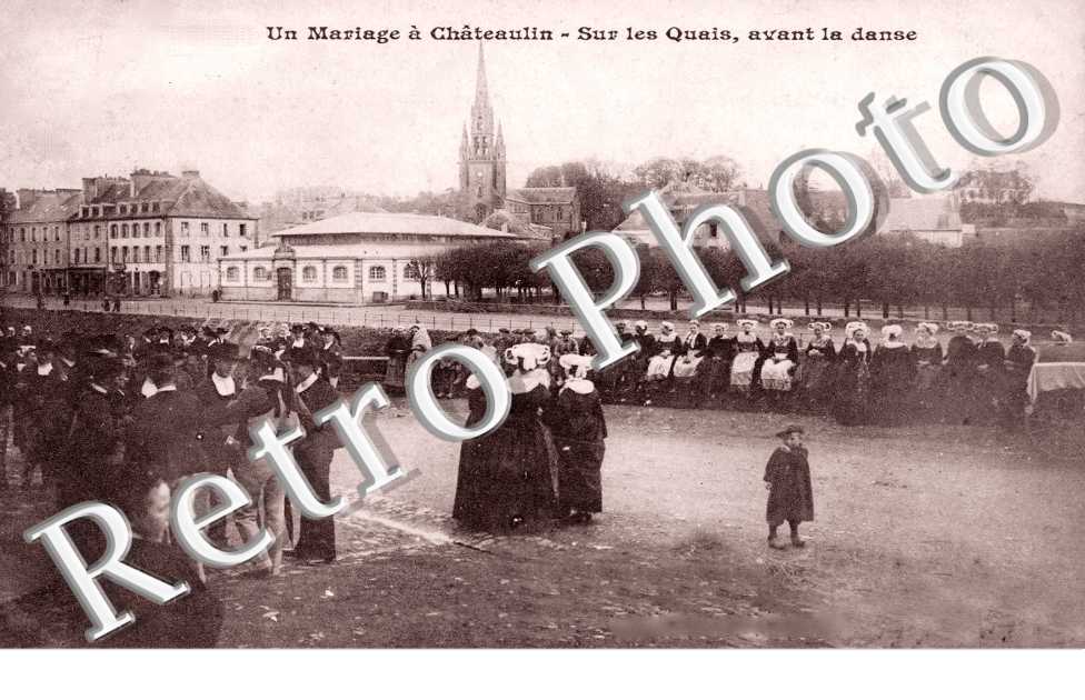 un mariage, sur les quais, avant la danse
