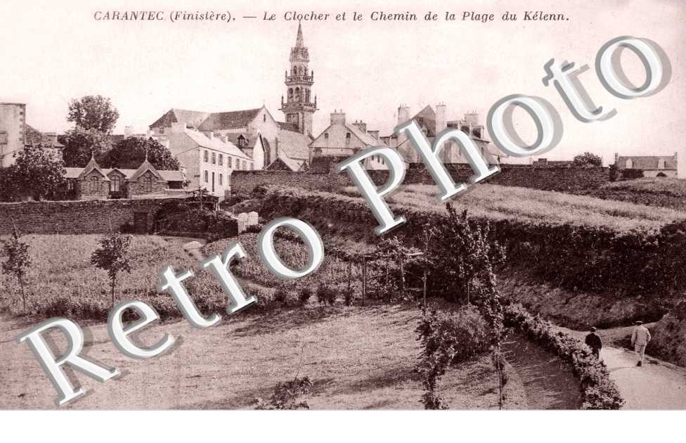 le Clocher et le Chemin de la Plage du Kelenn