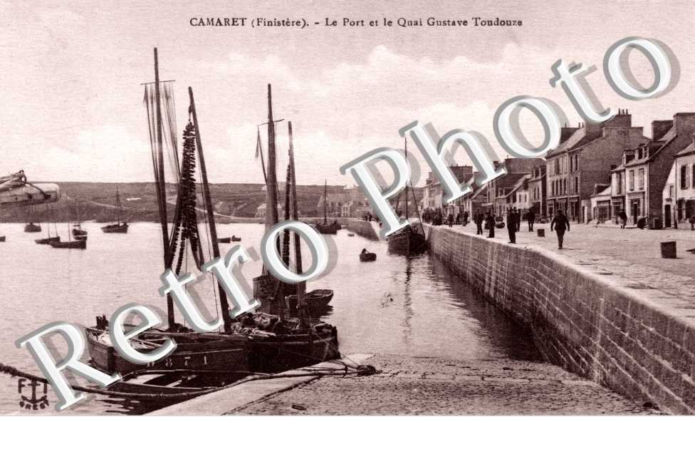 Le Port et le Quai Gustave Touydouze