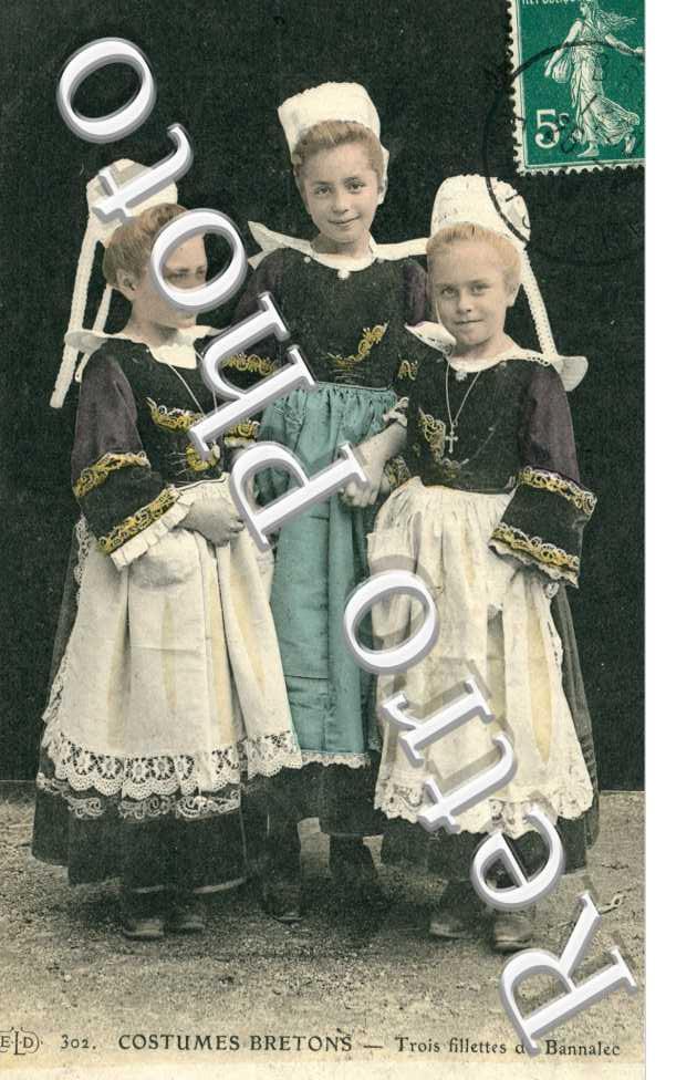 trois fillettes de bannalec (couleur)