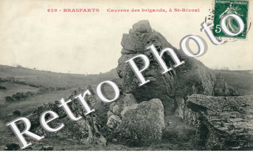 Caverne des brigands a Saint-Rivoal
