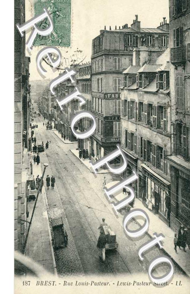 Rue Louis-Pasteur, Lewis Pasteur Street
