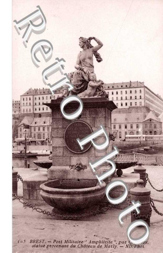 Le Port Militaire, Amphitrite