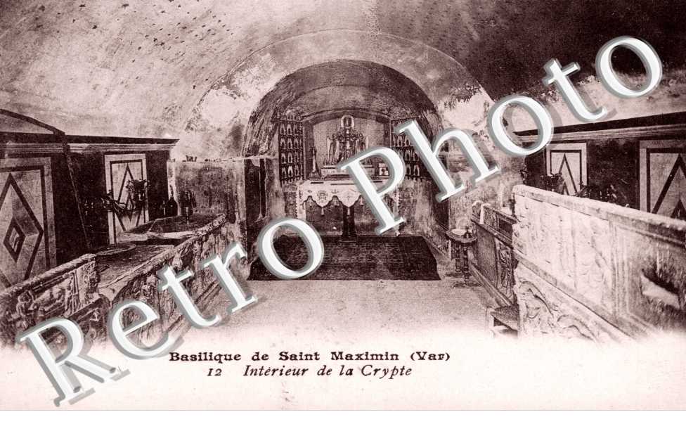 Basilique, interieur de la Crypte