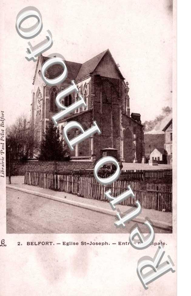 Eglise Saint-Joseph, Entree Principale