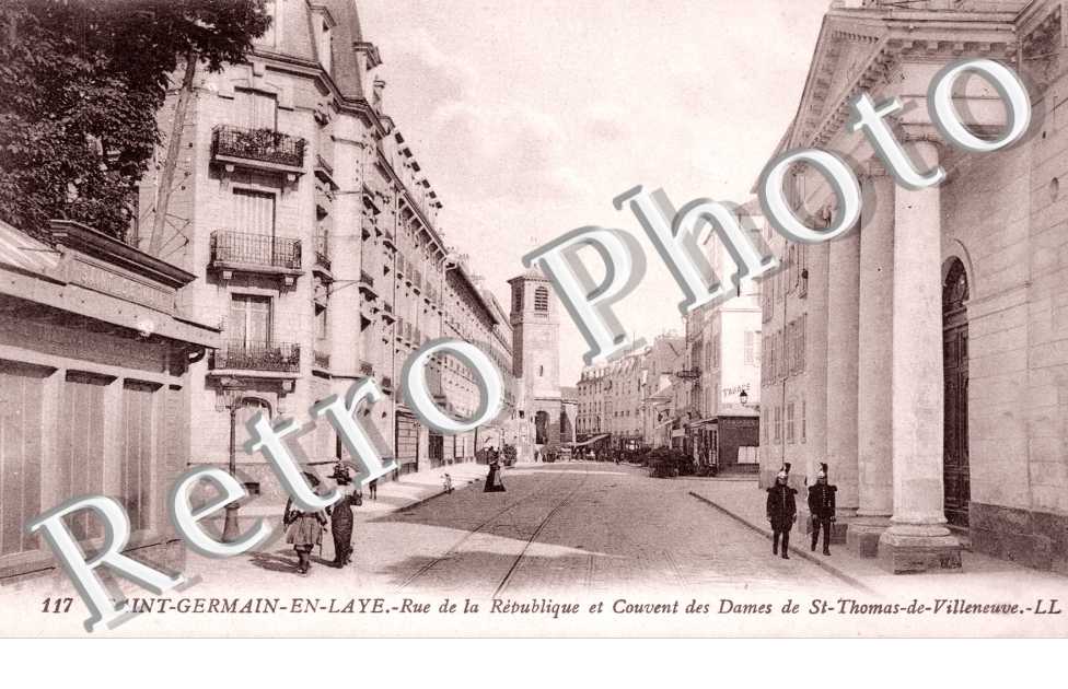 la Rue de la Republique et le Couvent des Dames de Saint-Thomas-de-Villeneuve