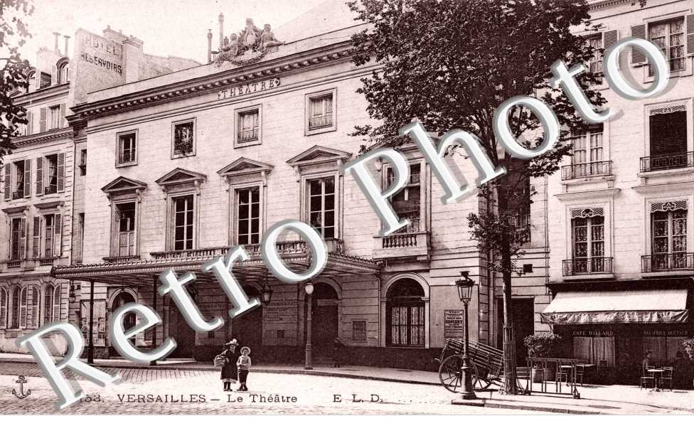 Le Theatre