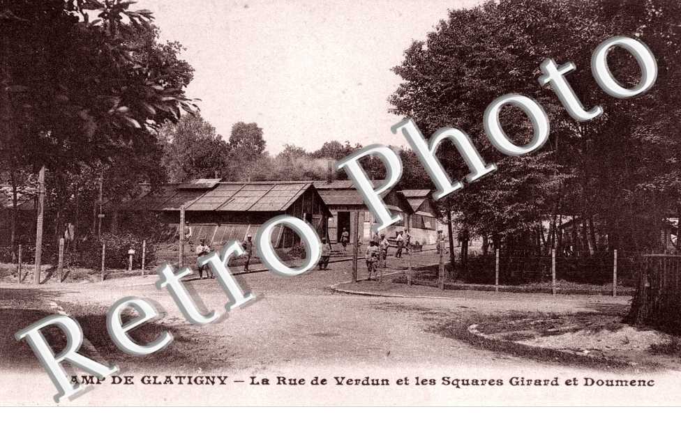 Camp de Glatigny, Rue de Verdun et les Squares Girard et Doumenc