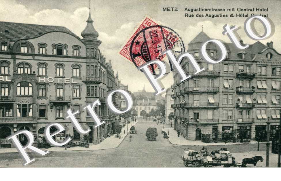rue des Augustins et Hotel Central