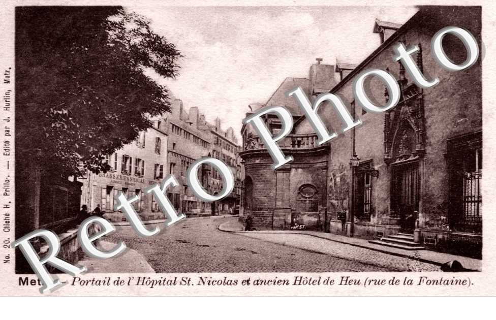 rue de la Fontaine Hopital Saint Nicolas et ancien Hôtel de Heu