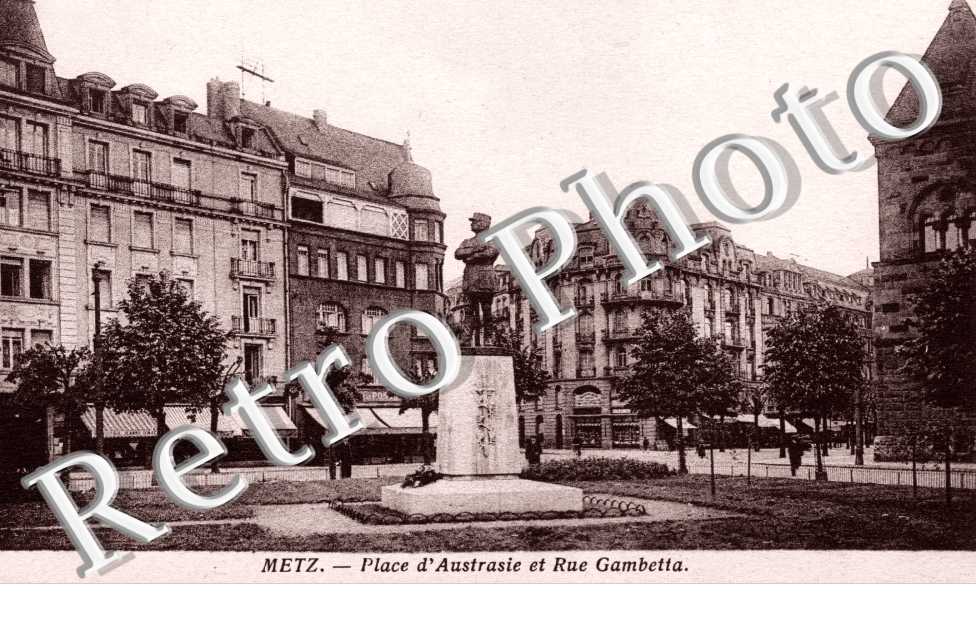 Place d&#039;Austrasie et Rue Gambetta