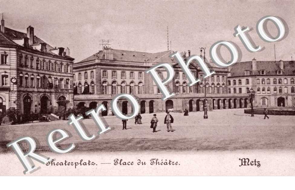 Place du Theatre (place de la Comédie)