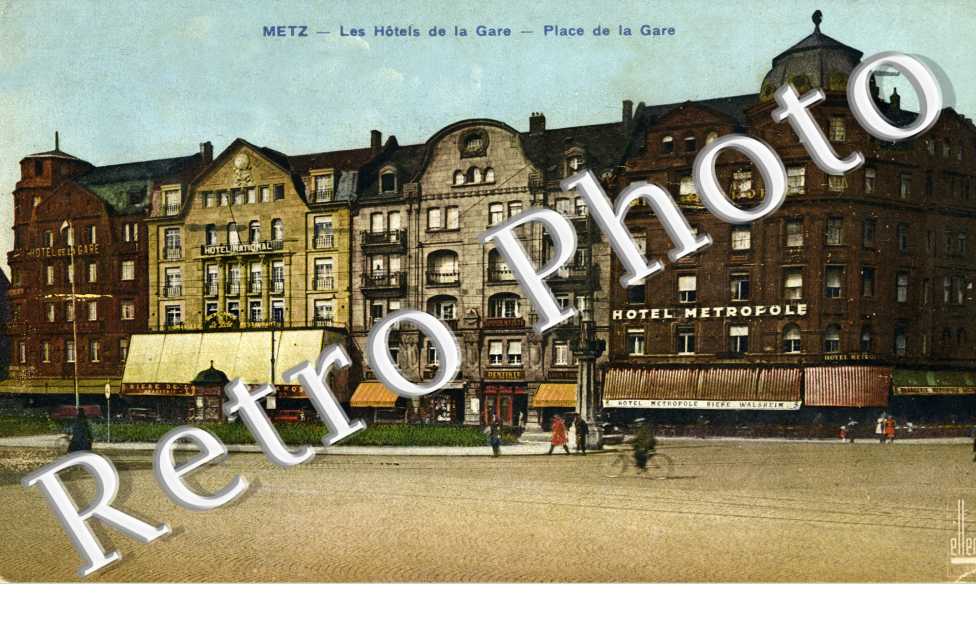 Carte Postale Ancienne – Metz – Place De La Gare (CPA)