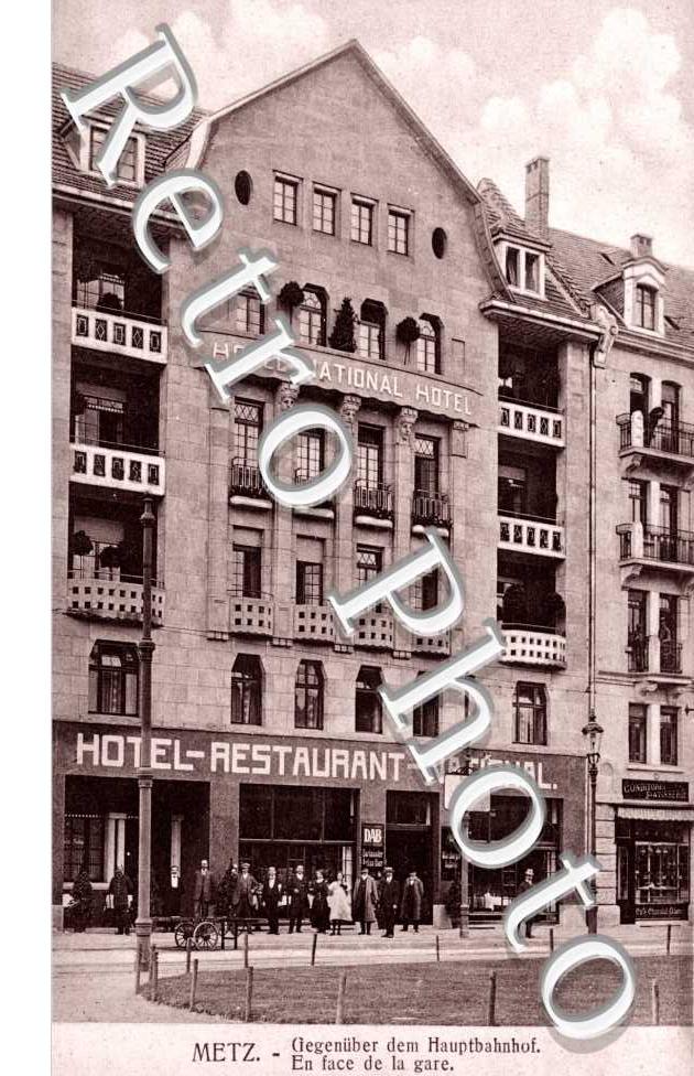 Hotel Restaurant National En face de la gare (place de la gare)