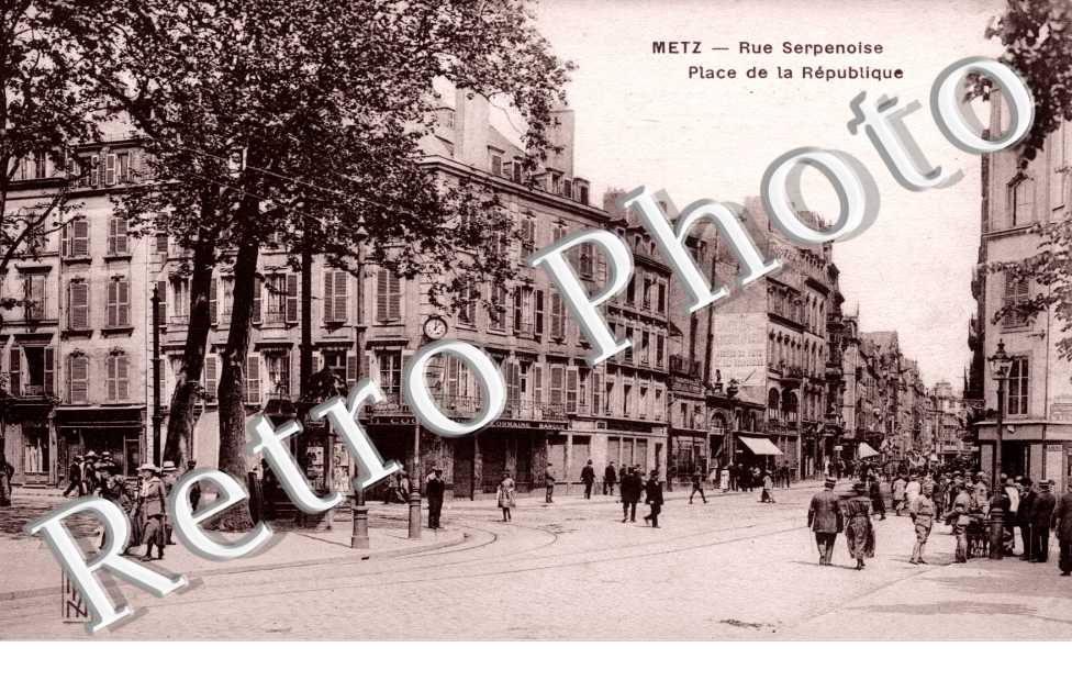 Rue Serpenoise Place de la République