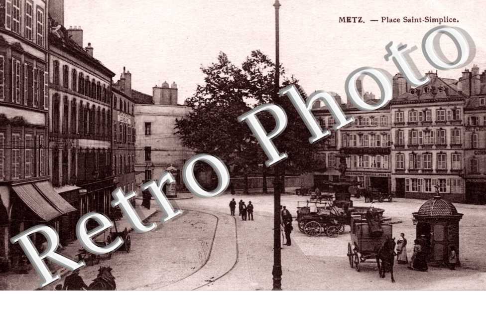 place Saint-Simplice