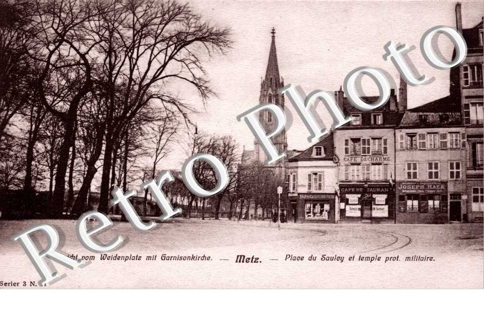 Place du Saulcy et temple Protestant Militaire