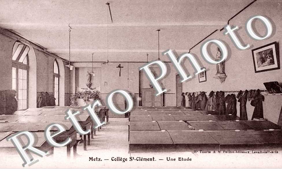 College Saint Clement - Une Etude