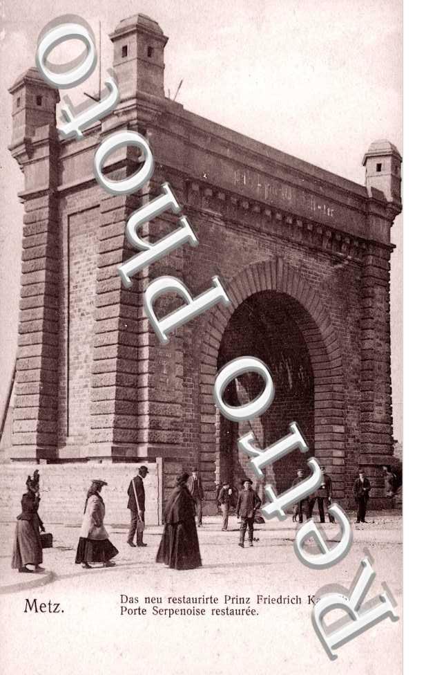 Porte Serpenoise restauree