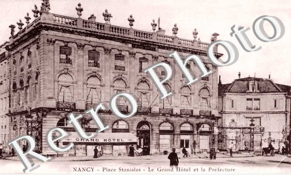 place Stanislas Le grand hotel et la Prefecture
