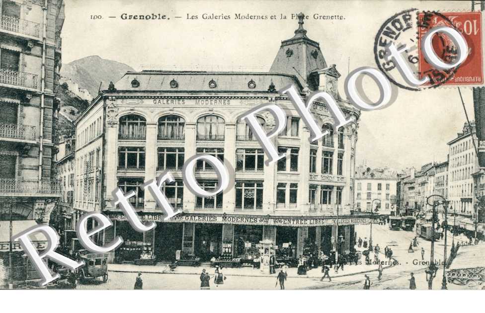 Les Galeries Modernes et la Place Grenette