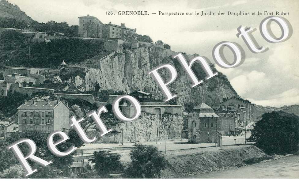 Jardin des Dauphines et le Fort Rabot