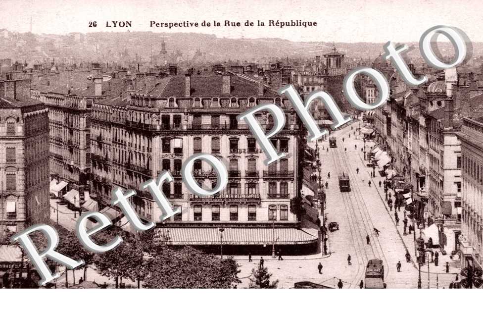 Perspective de la Rue de la Republique