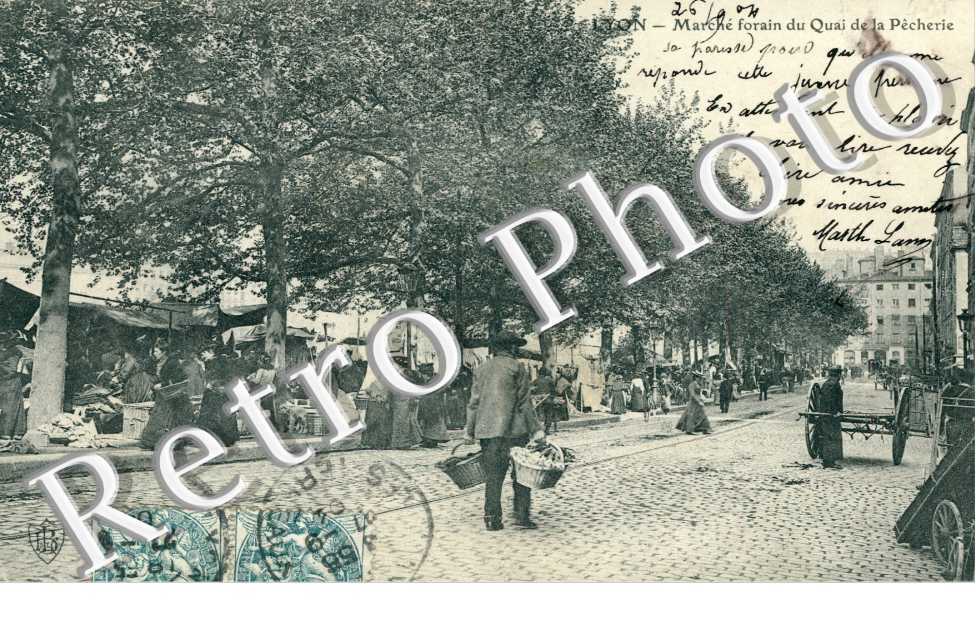 Marche forain du Quai de la Pecherie
