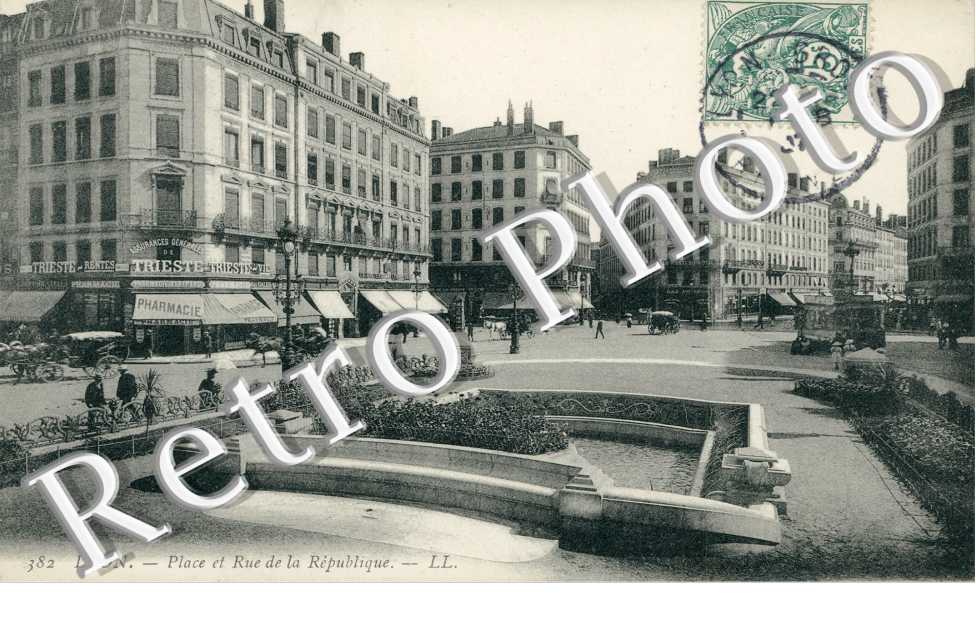 Place et Rue de la Republique