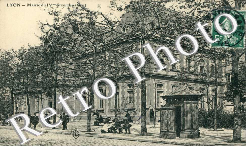CROIX ROUSSE Mairie du IVeme arrondissement